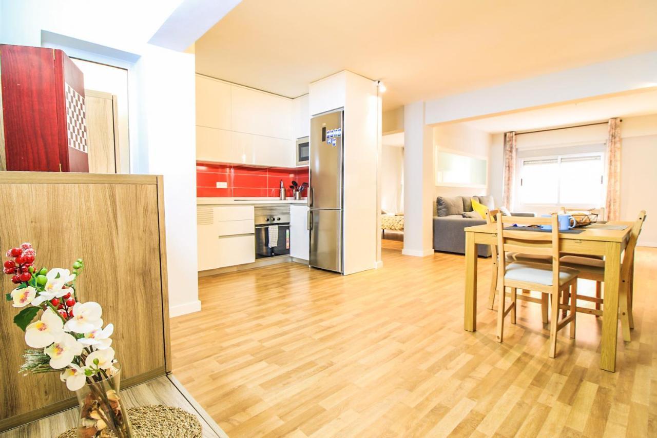 Lujoso Apartamento Centro Ciudad, Parking Privado Gratuito ムルシア エクステリア 写真