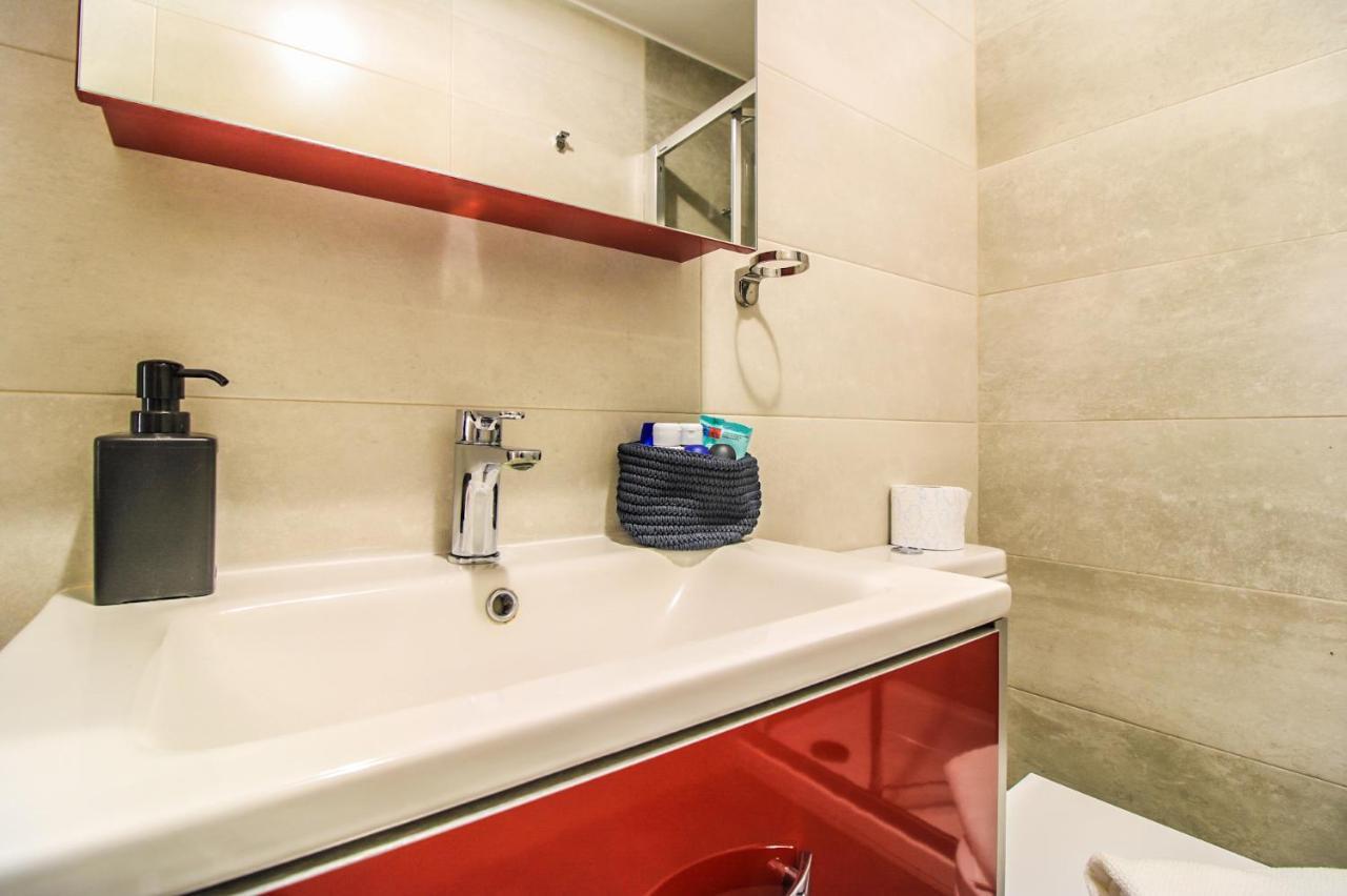 Lujoso Apartamento Centro Ciudad, Parking Privado Gratuito ムルシア エクステリア 写真