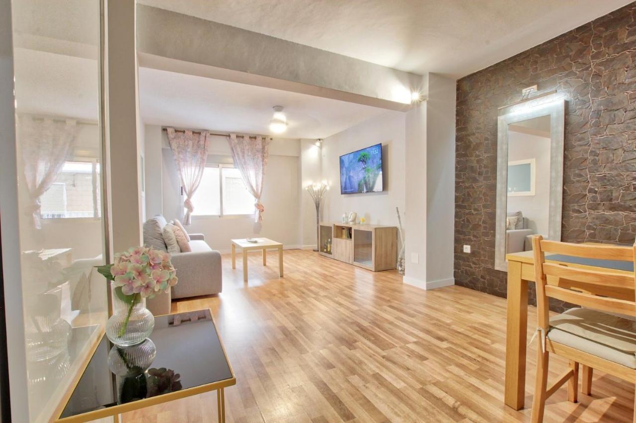 Lujoso Apartamento Centro Ciudad, Parking Privado Gratuito ムルシア エクステリア 写真