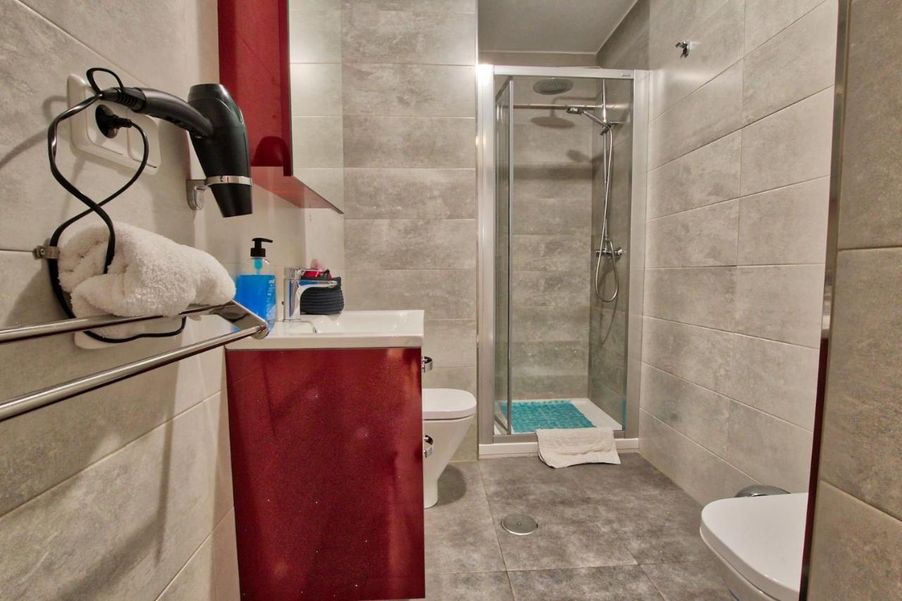 Lujoso Apartamento Centro Ciudad, Parking Privado Gratuito ムルシア エクステリア 写真